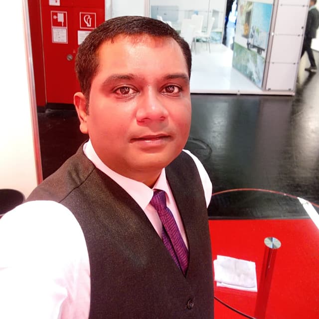 AMIT MANIKTALA