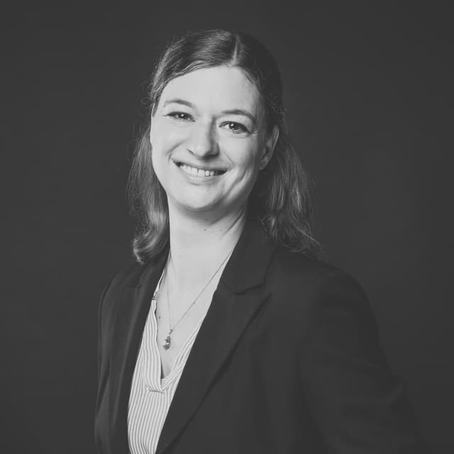 Stephanie Niet